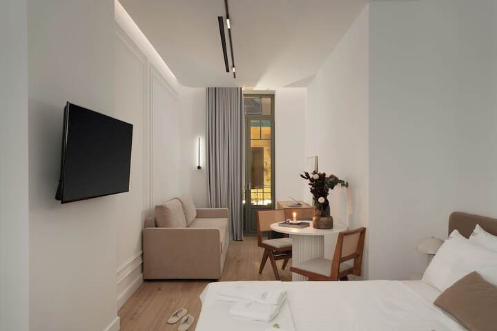 Room 4 of 58