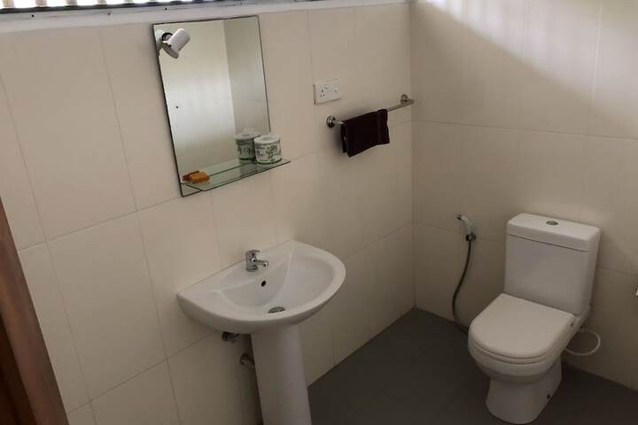 Room 2 of 42