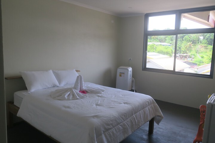 Room 5 of 41