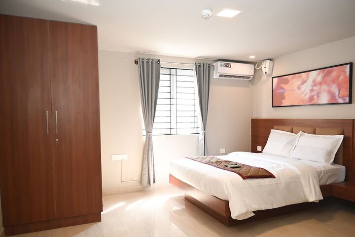 Room 7 of 19