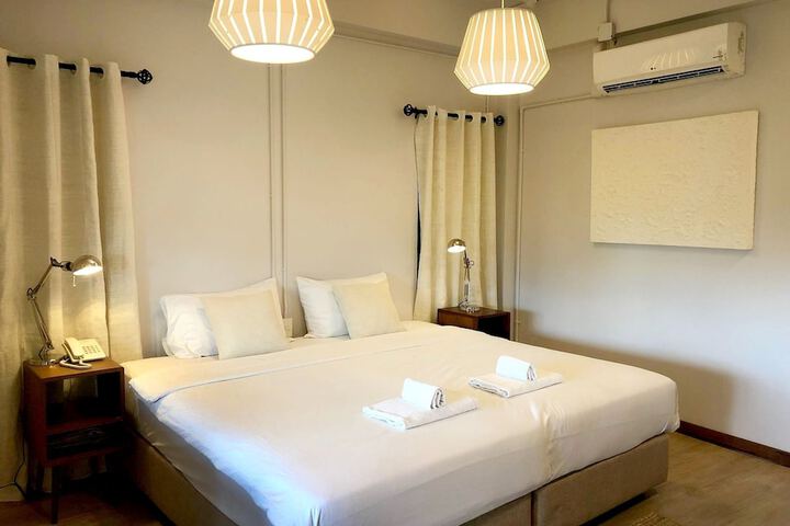 Room 11 of 49
