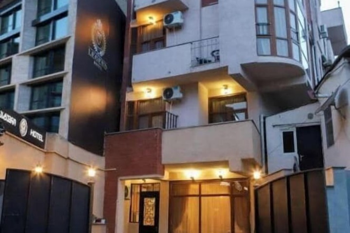 Hugo Boutique Hotel