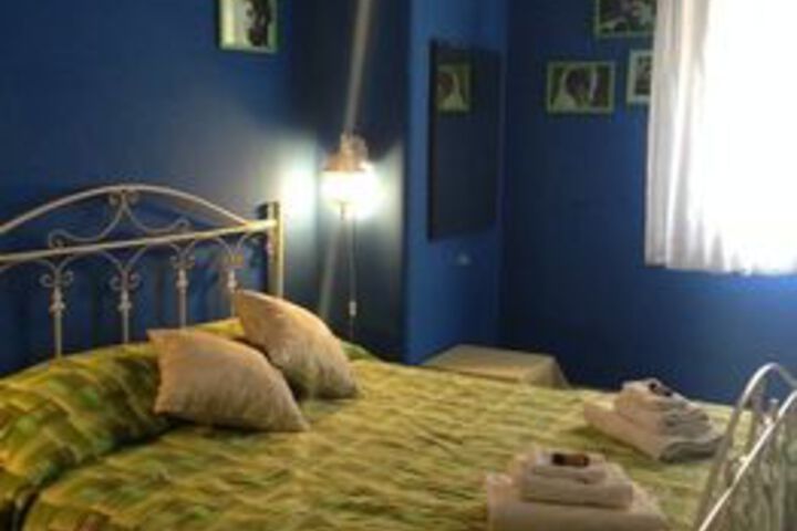 Room 15 of 46