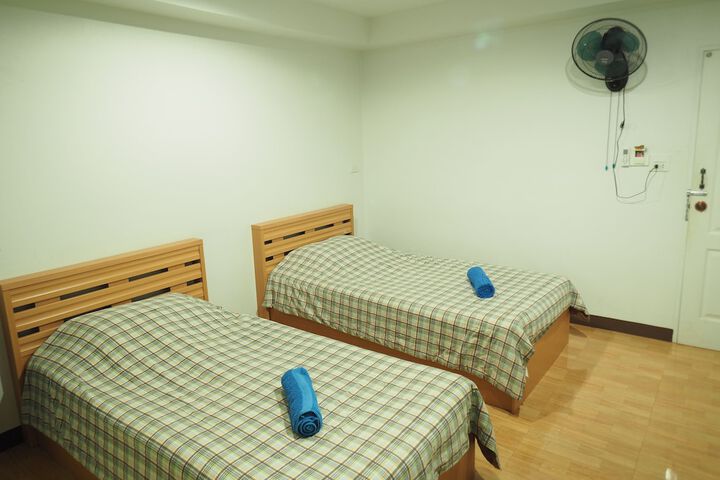 Room 3 of 45