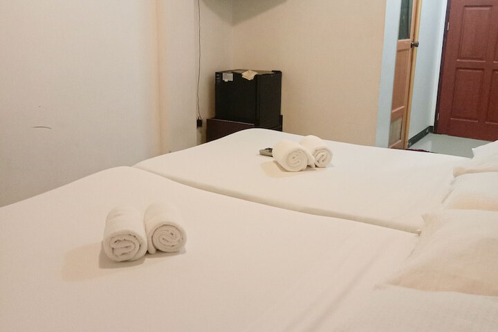 Room 14 of 68