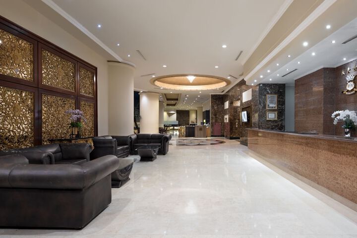 Lobby Entry