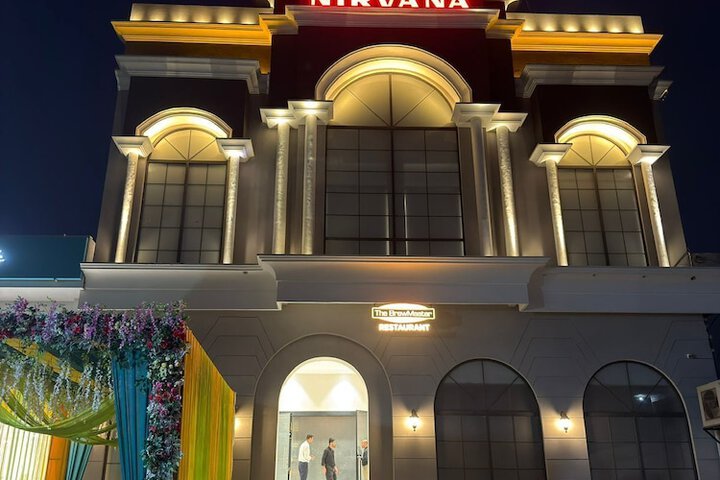 Hotel 64 of 66