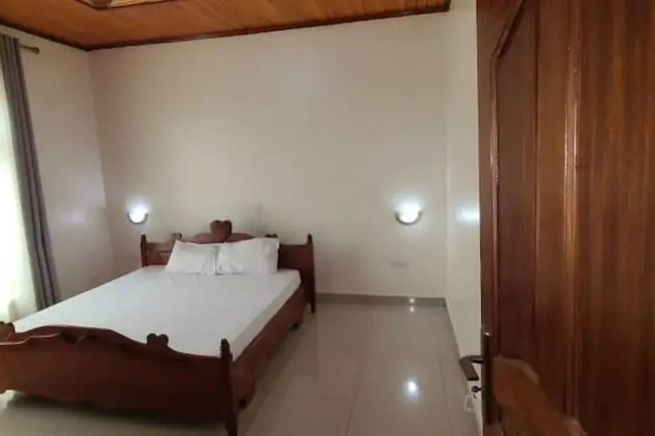 Room 3 of 15