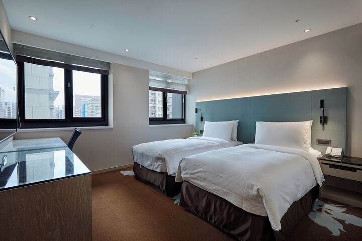 Room 40 of 121