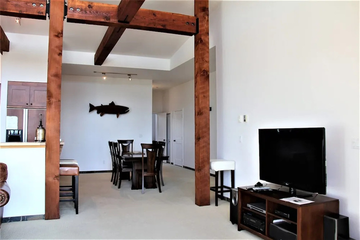 Room 2 of 15