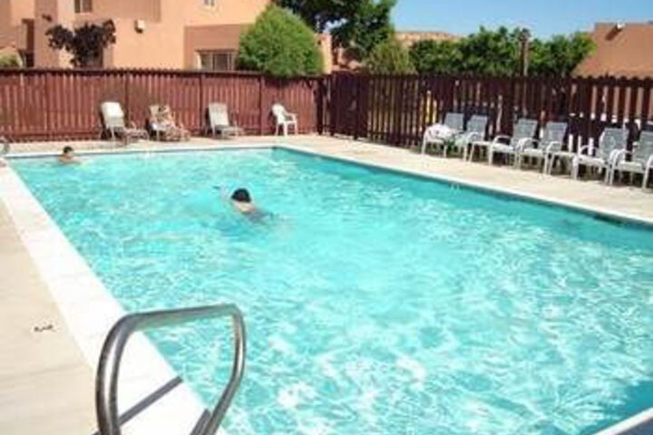 Image of Casa Cochise 3301 by RedAwning