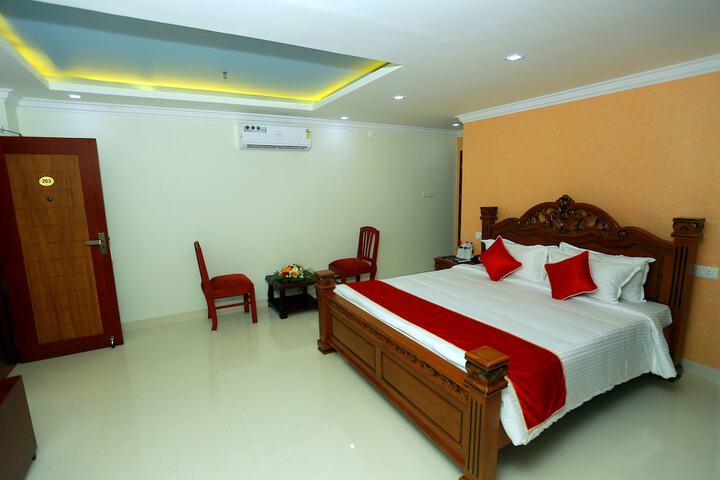 Room 9 of 43