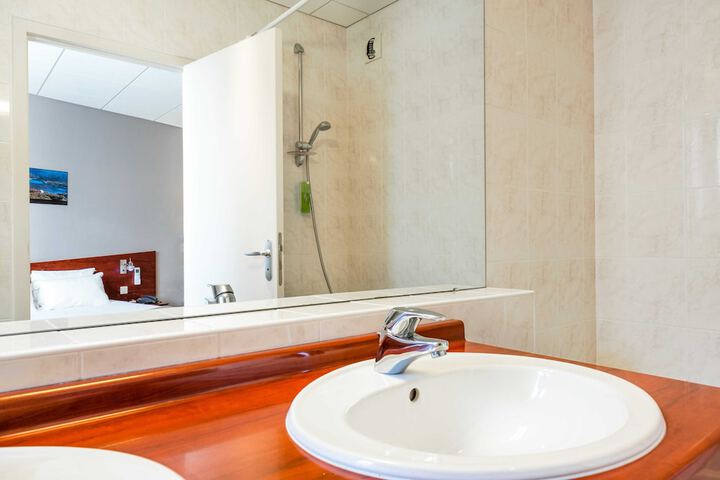 Bath Photo