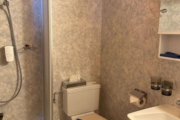 Room 13 of 57