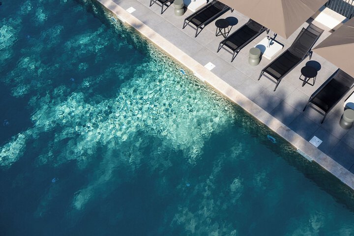 Pool 31 of 64