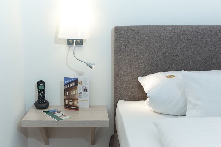 Room 4 of 67