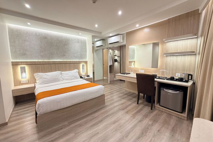 Room 29 of 84