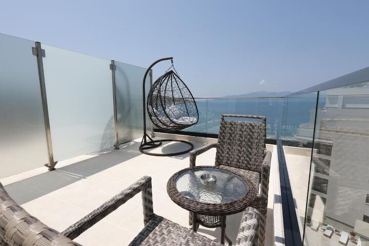 Terrace/Patio 61 of 107