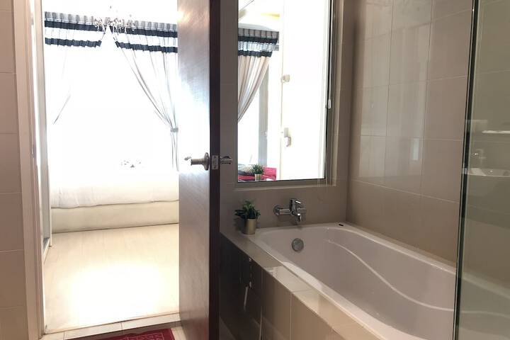 Room 22 of 53