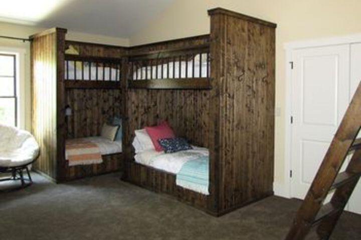 Room 42 of 81