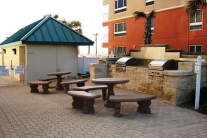 Property Grounds 10 of 38