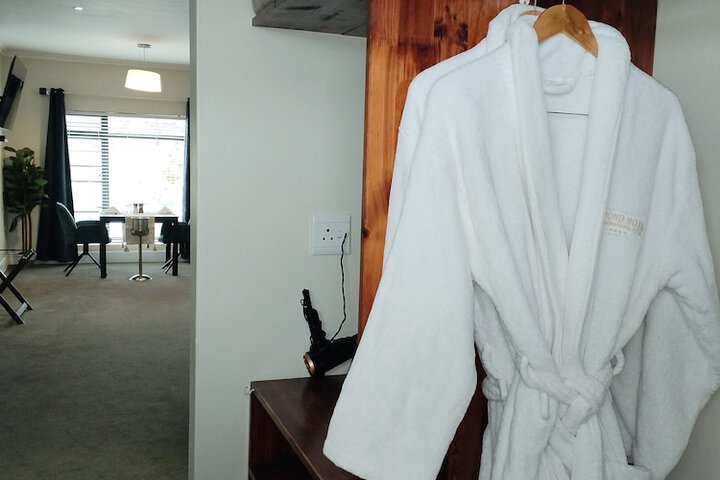 Room 35 of 103