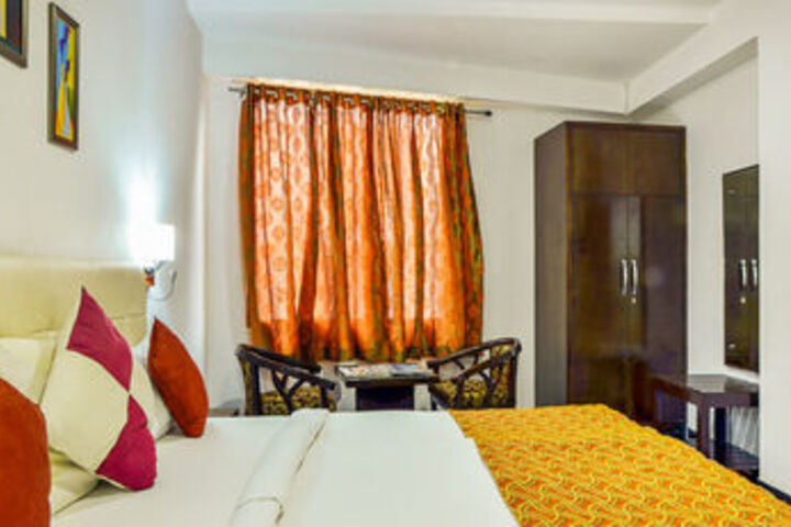 Room 15 of 35