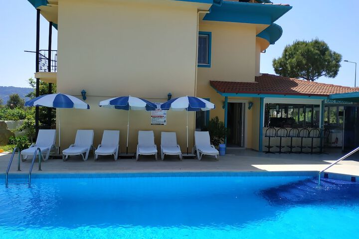 Pool 48 of 74