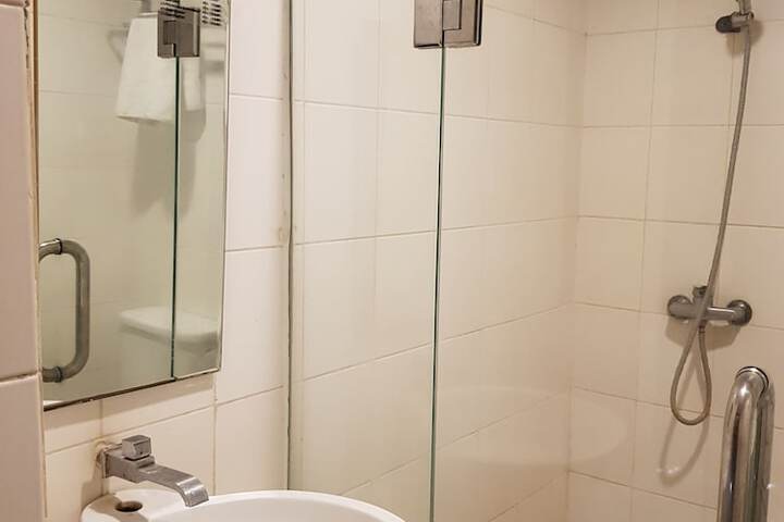 Clean Restrooms