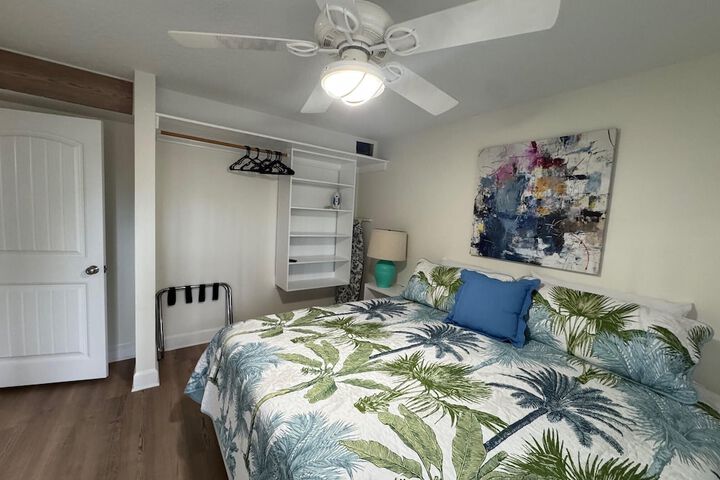 Room 3 of 16