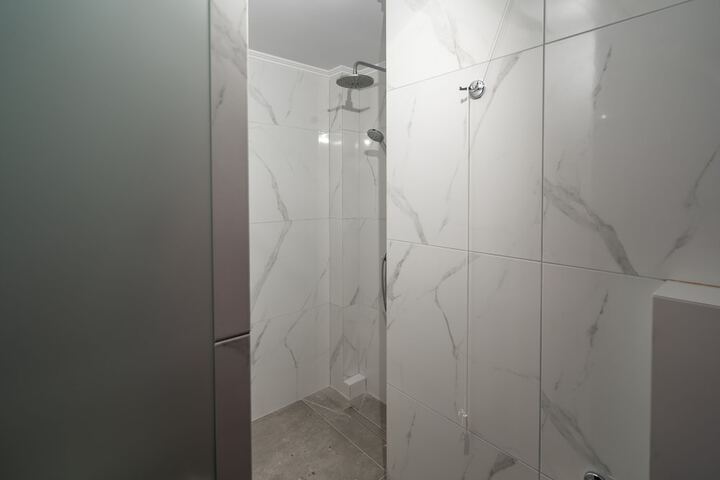 Room 52 of 55