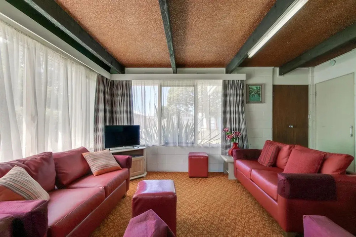 Room 2 of 13