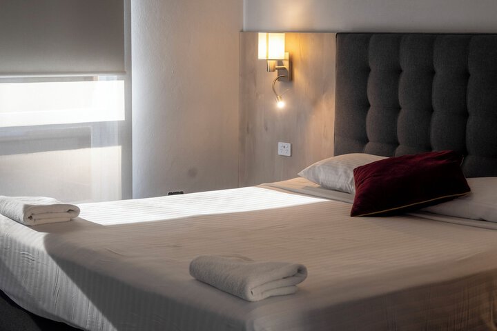 Room 45 of 103