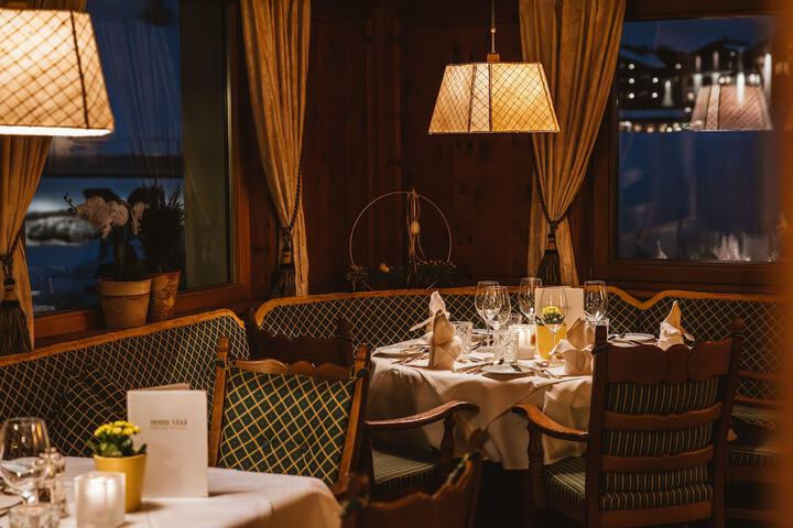 Dining 57 of 67