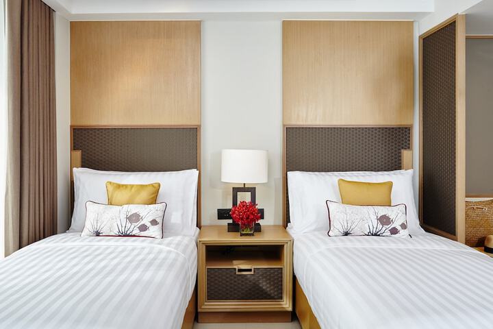 Room 46 of 110