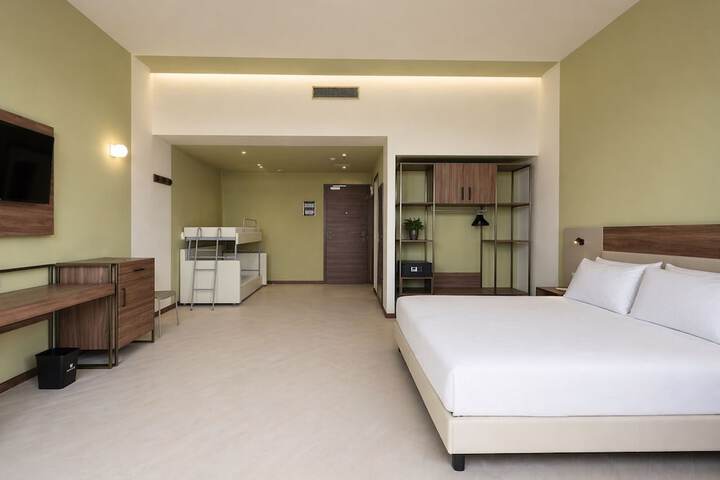 Room 19 of 59