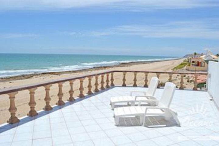 Terrace/Patio 2 of 38