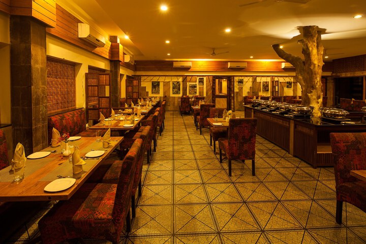 Dining Photos