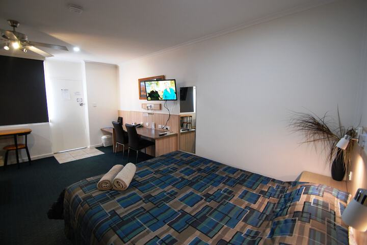 Room 16 of 89