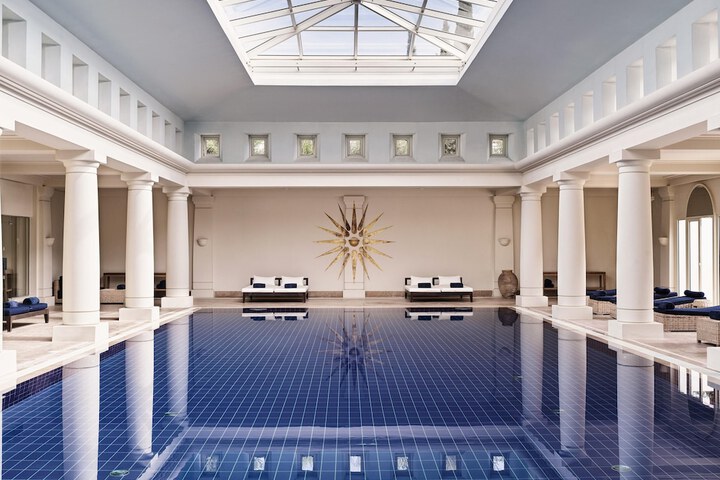 Pool 129 of 197