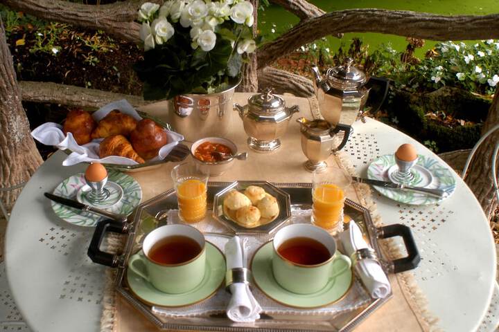 Breakfast area