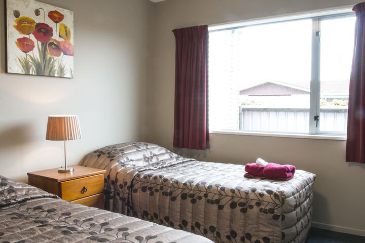 Room 4 of 60