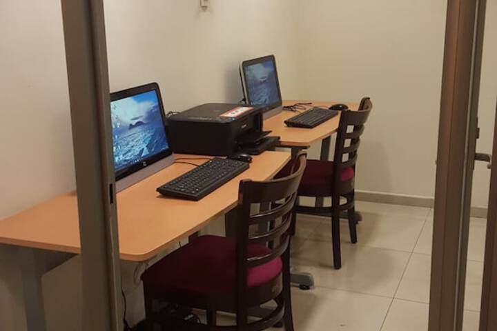 Business Center 54 of 57
