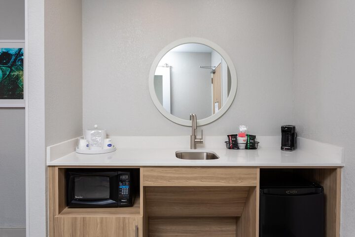 Minibar