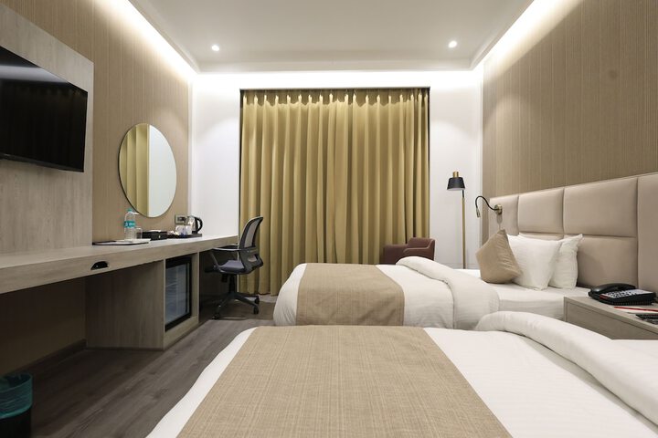 Room 21 of 48