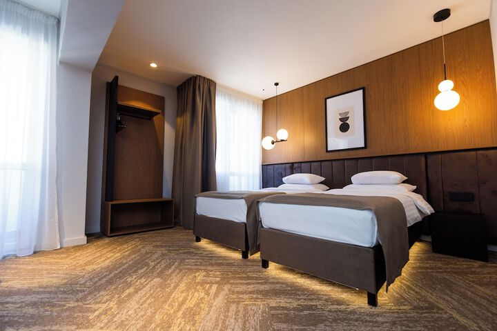 Room 62 of 93