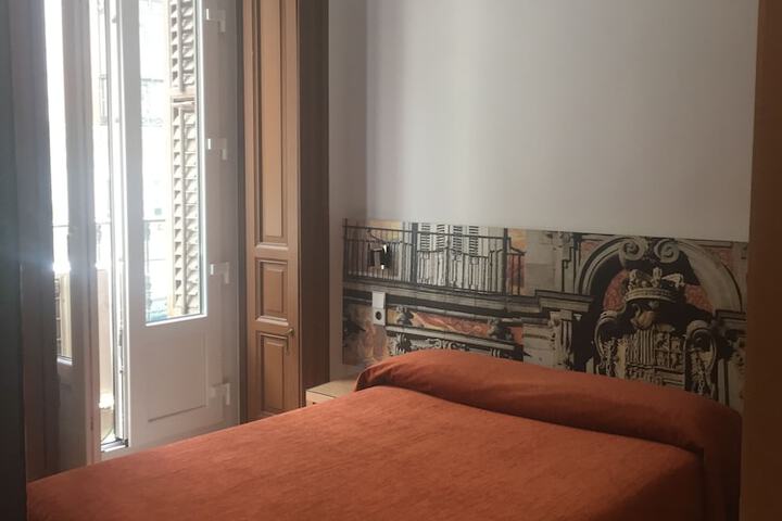 Room 12 of 67