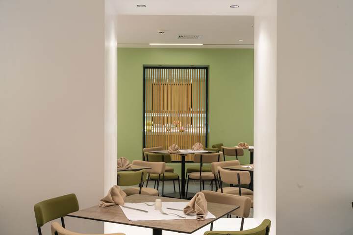 Dining Photos