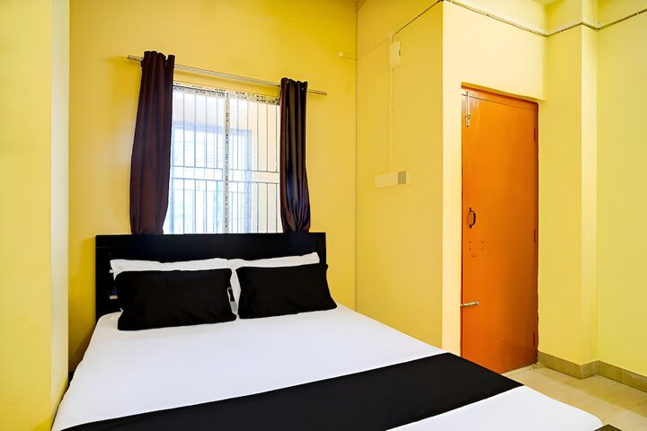 Room 15 of 46