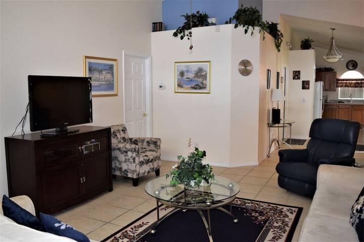 Room 11 of 20